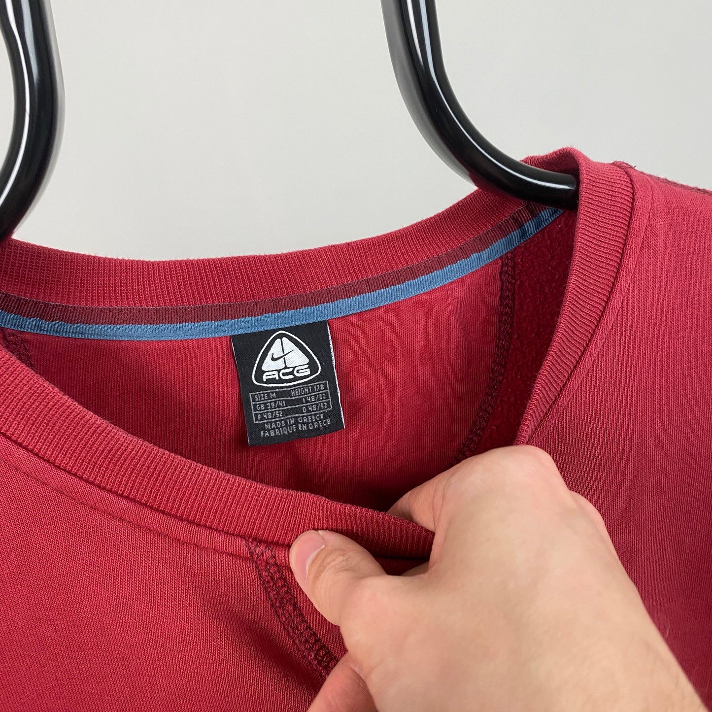 00s Nike ACG Sweatshirt Red Medium