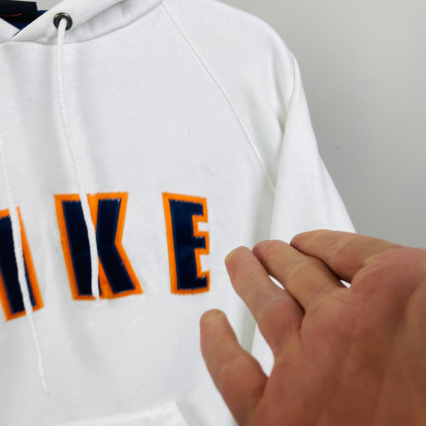 90s Nike Hoodie White Small