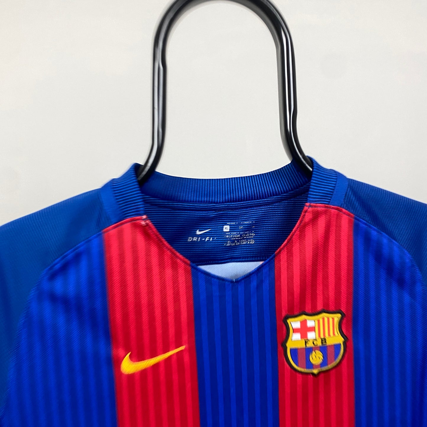 00s Nike Barcelona Football Shirt T-Shirt Blue Small / Kids XL