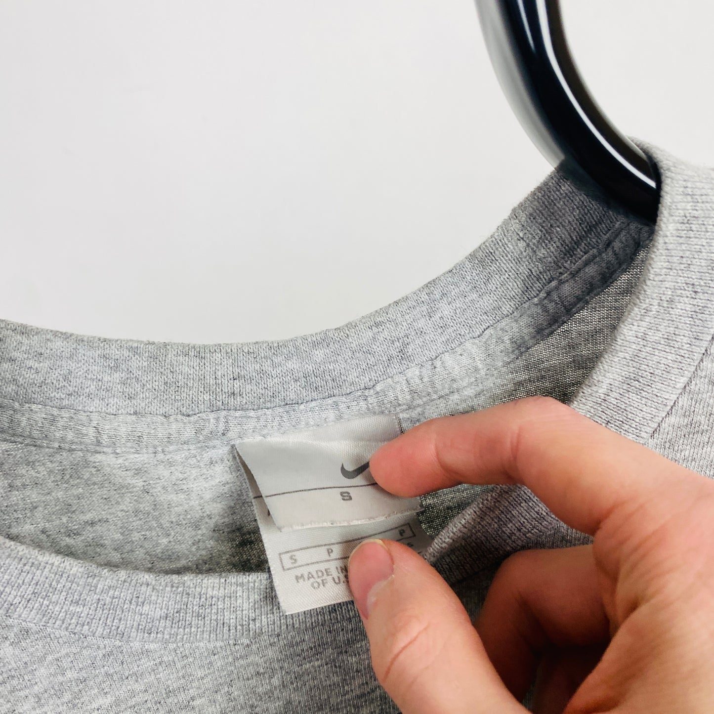 00s Nike Centre Swoosh T-Shirt Grey Small