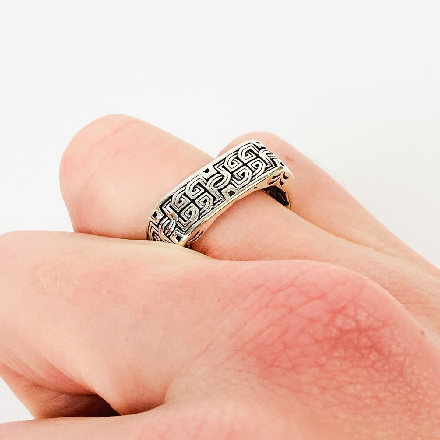Retro Vintage Symbol Ring Silver