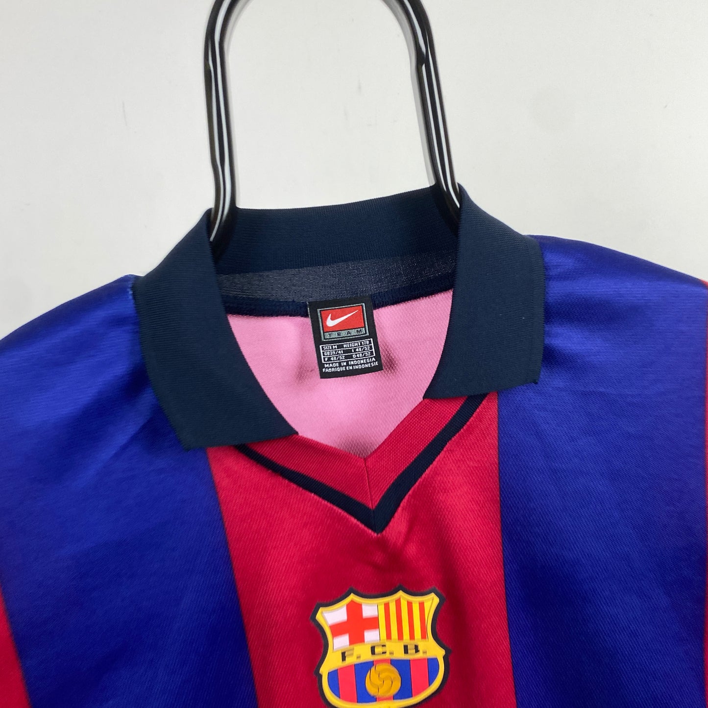 90s Nike Barcelona Football Shirt T-Shirt Red Medium