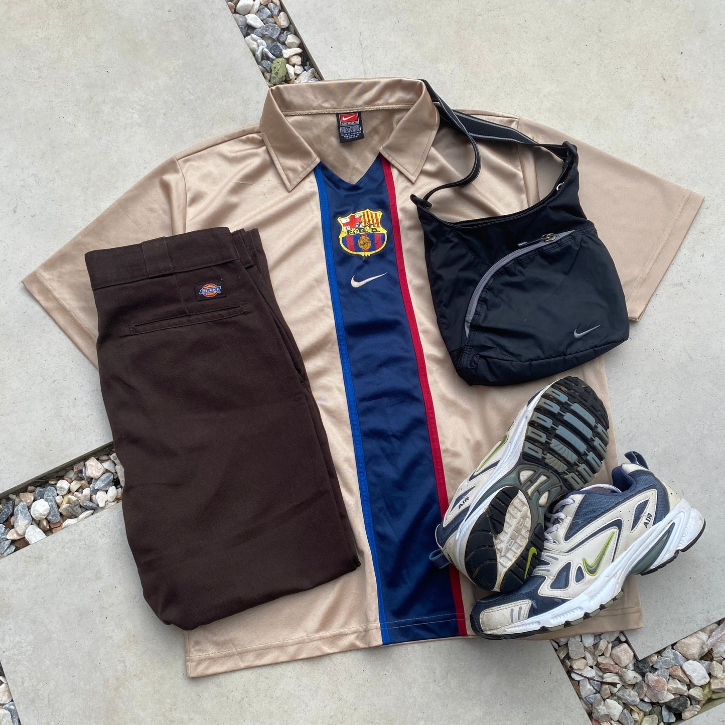 90s Nike Barcelona Football Shirt T-Shirt Gold Large