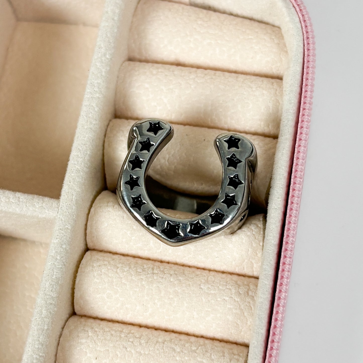 Lucky Horseshoe Ring Silver