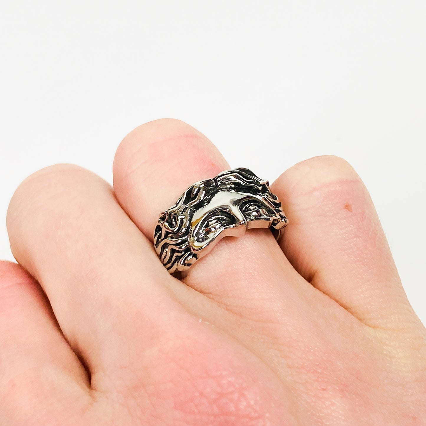 Retro Vintage Statue Ring Silver