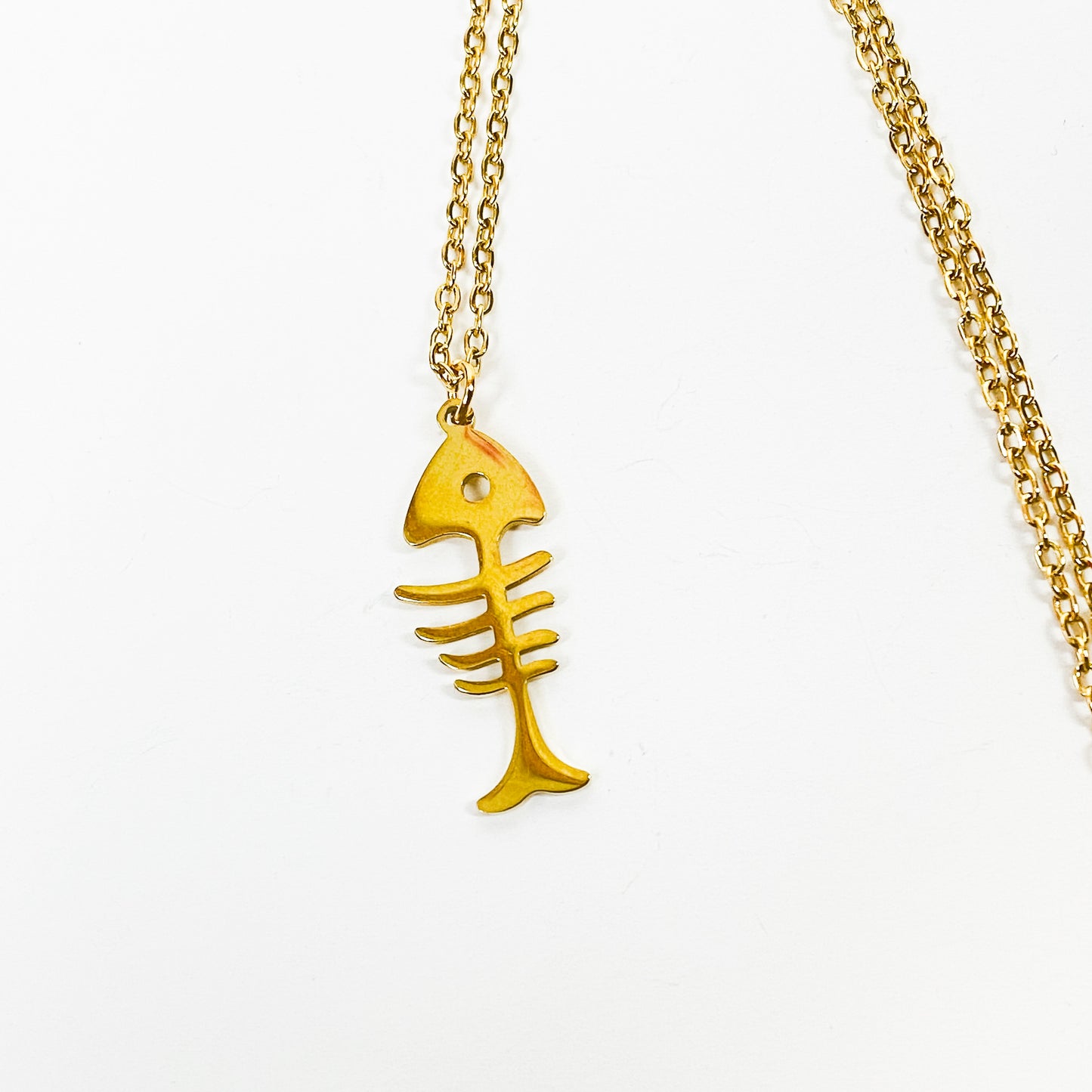 Retro Fish Necklace Chain Gold