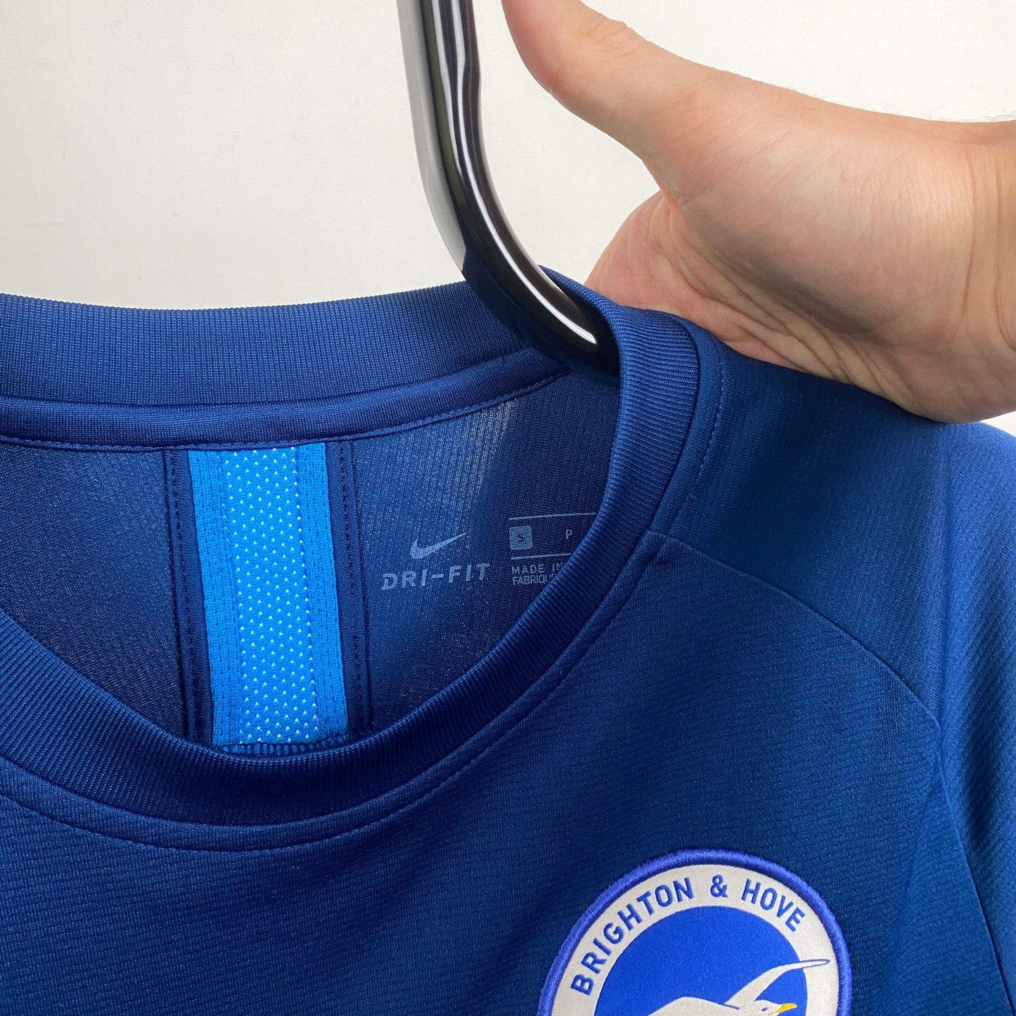 00s Nike Brighton Football Shirt T-Shirt Blue Small