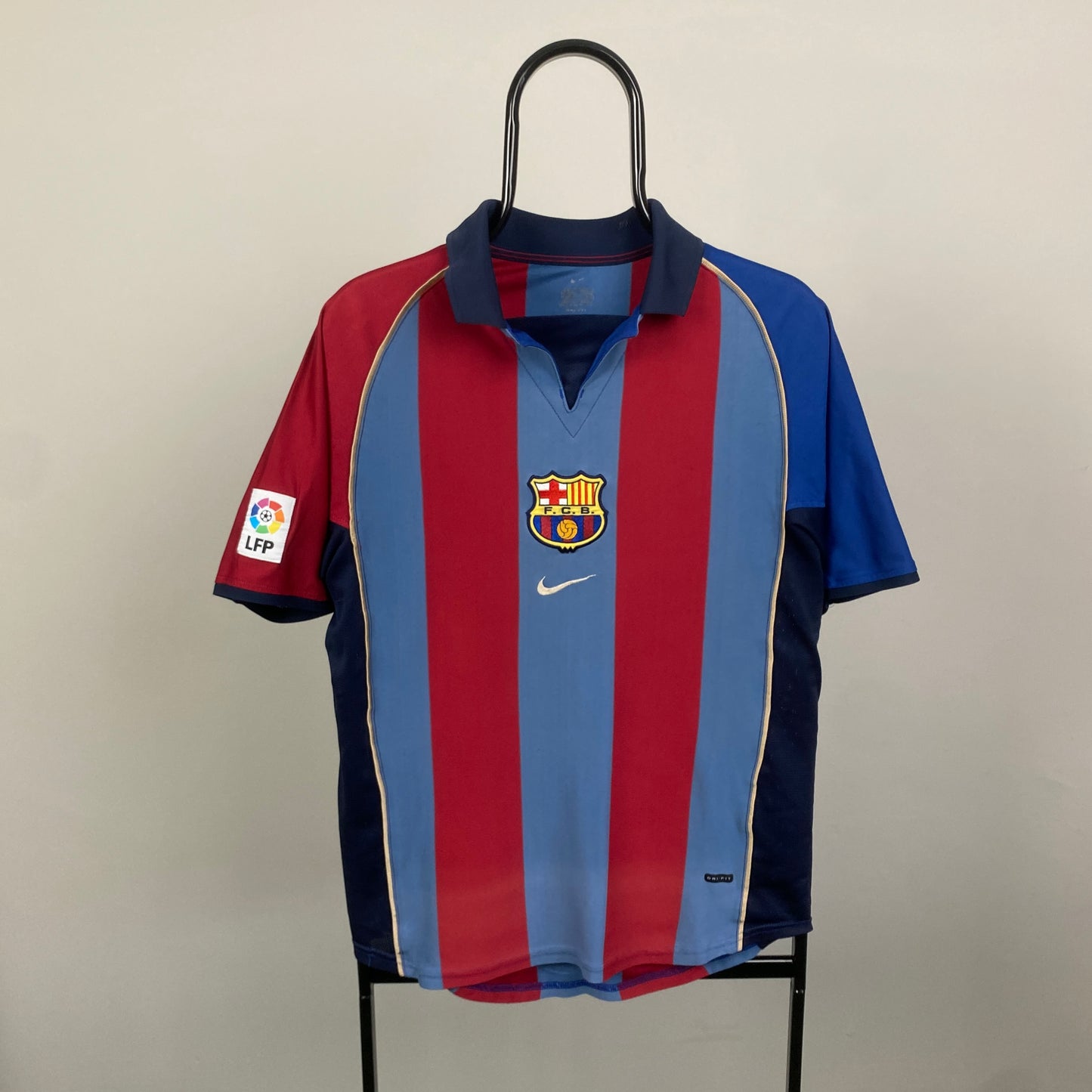 90s Nike Barcelona Football Shirt T-Shirt Red Small