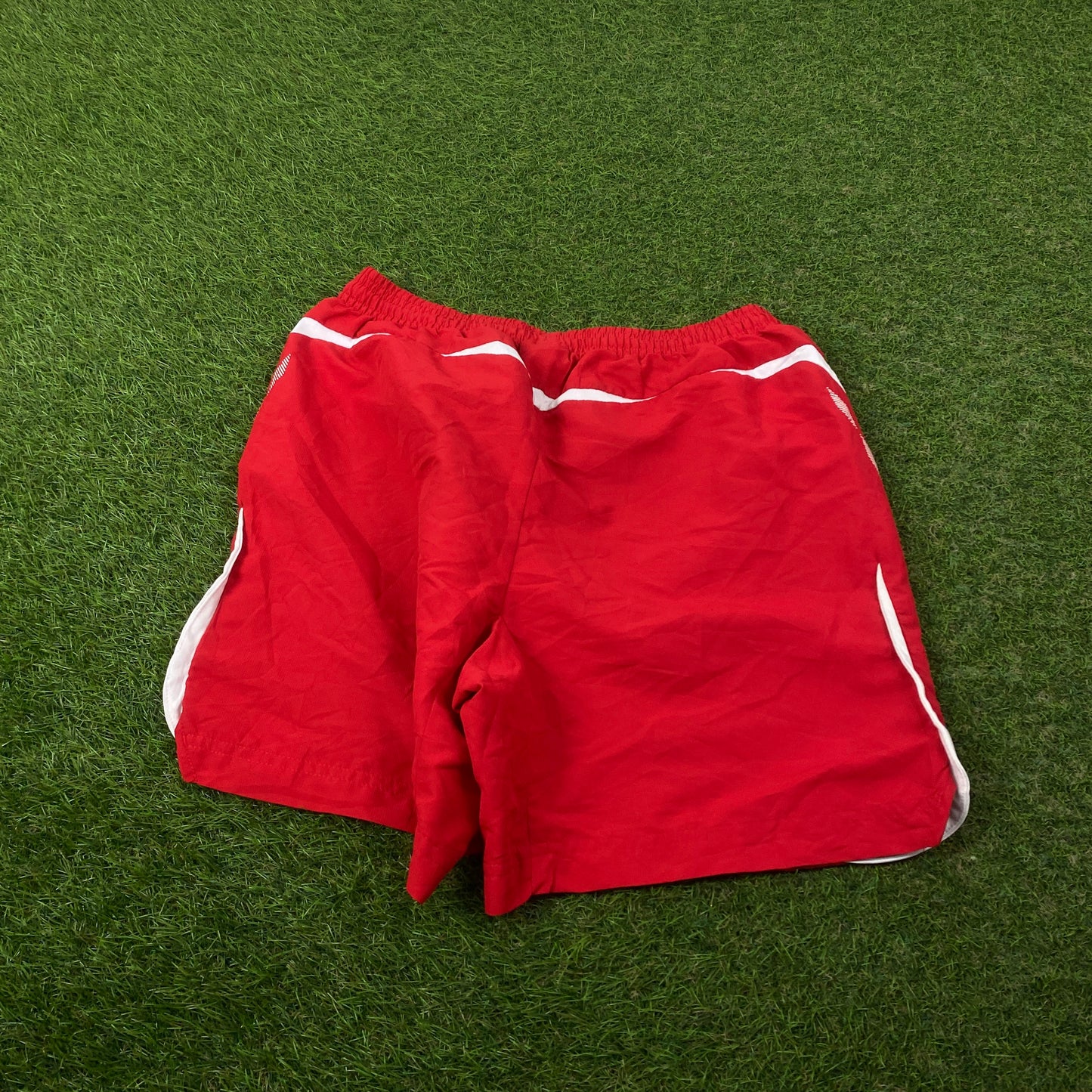 Retro Umbro Shorts Red Small