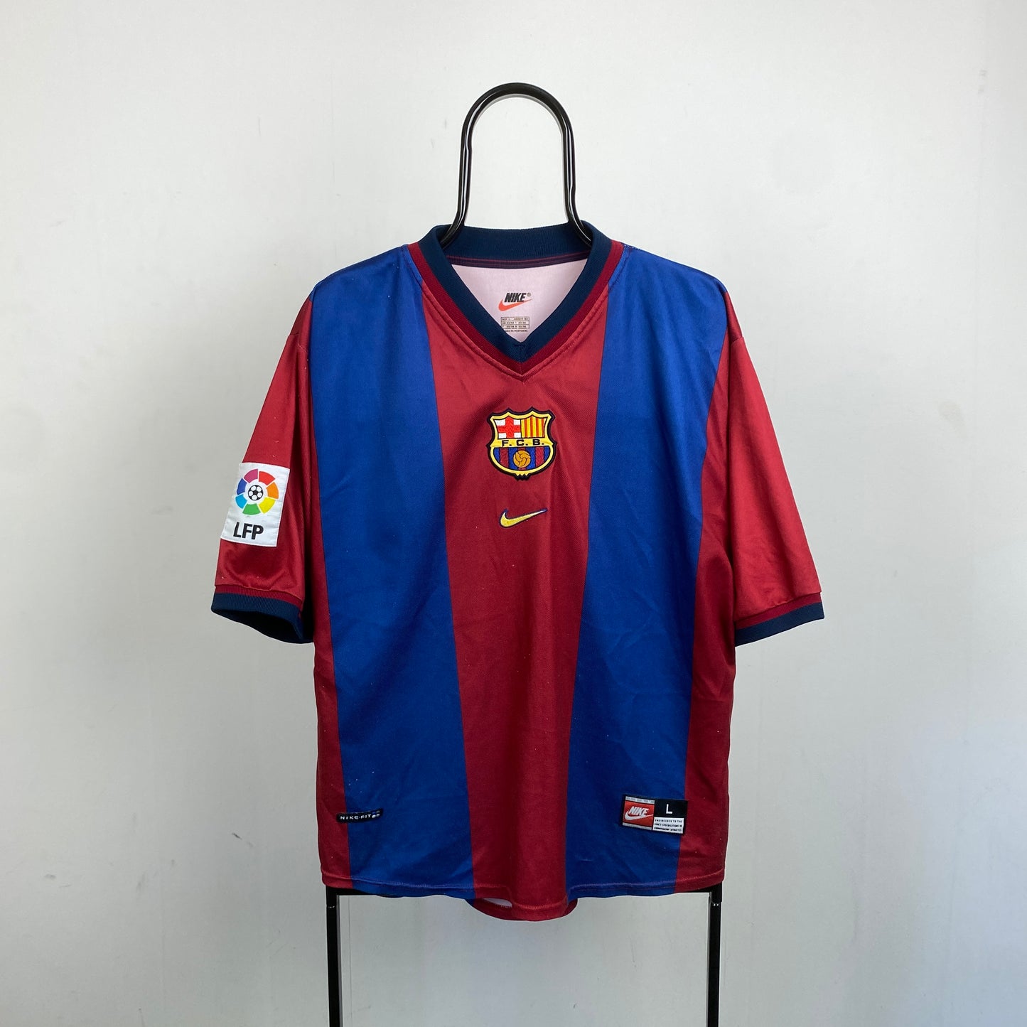 90s Nike Barcelona Football Shirt T-Shirt Red Large