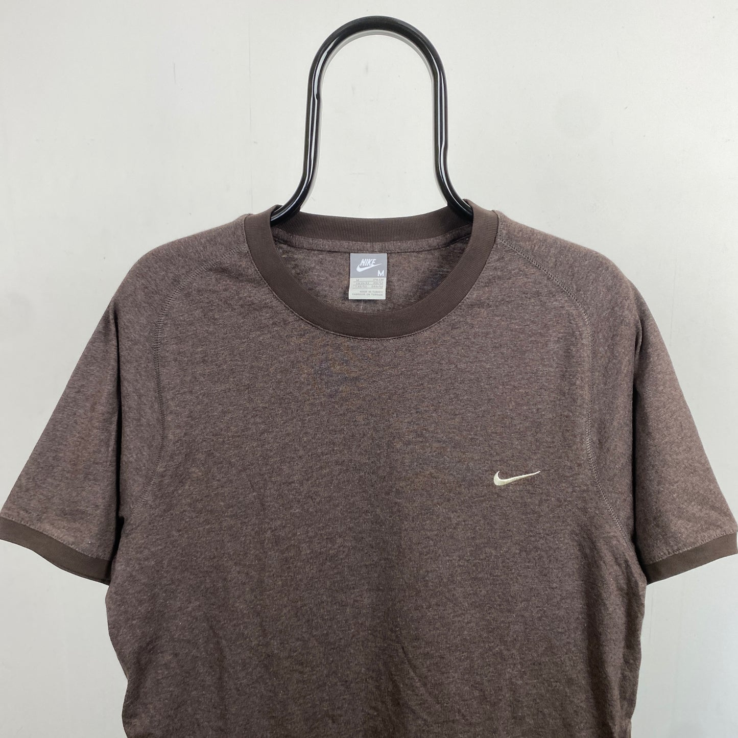 00s Nike T-Shirt Brown Medium