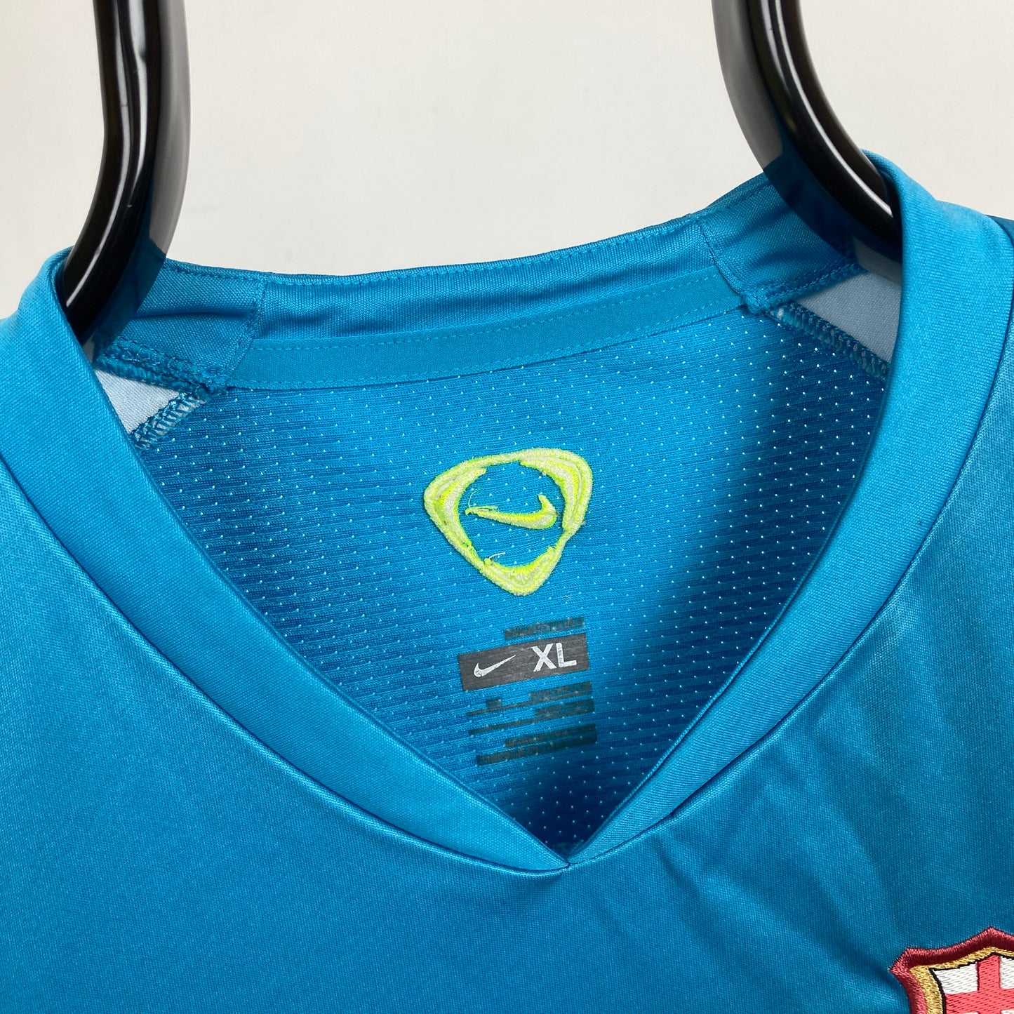00s Nike Barcelona Football Shirt T-Shirt Blue Small
