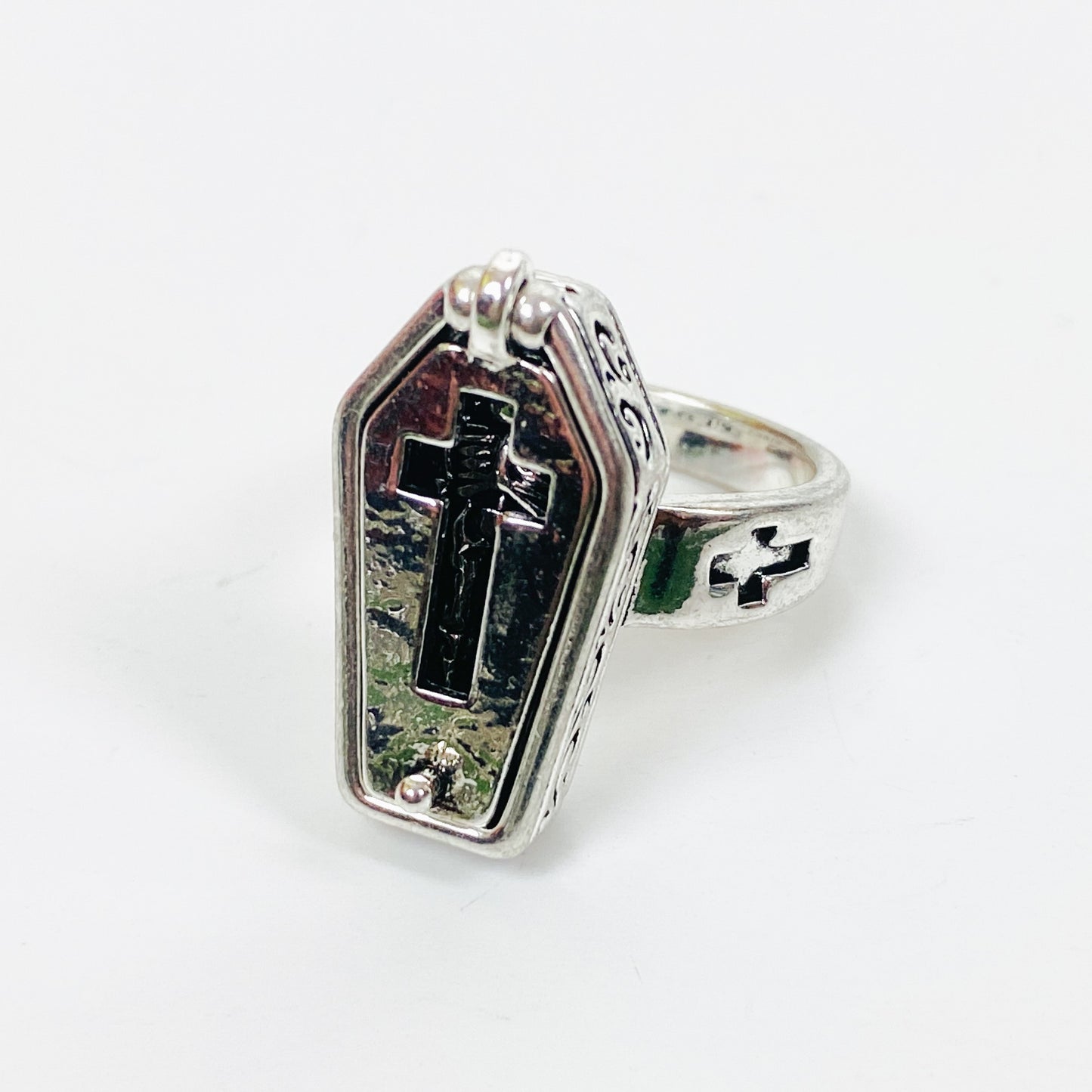 Skeleton Surprise Ring Silver