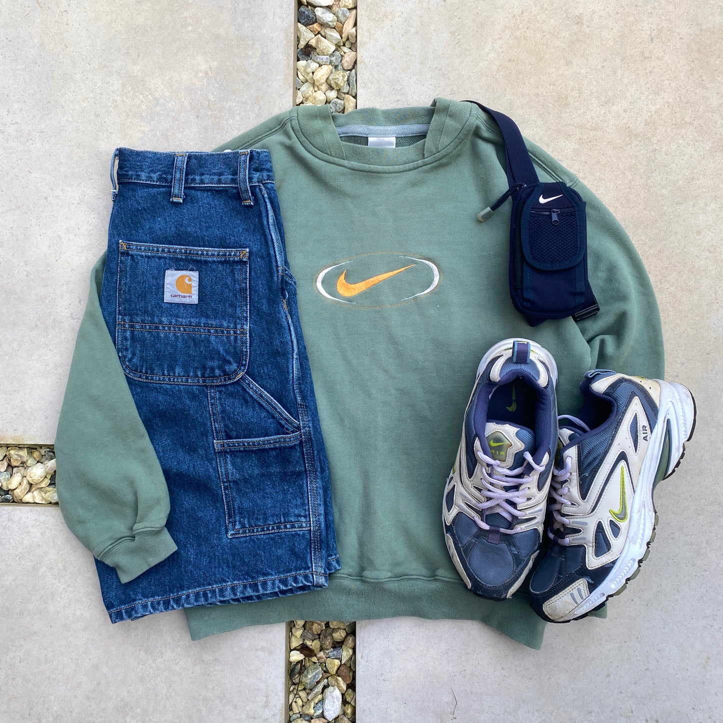 90s Nike Swoosh Sweatshirt Green Small