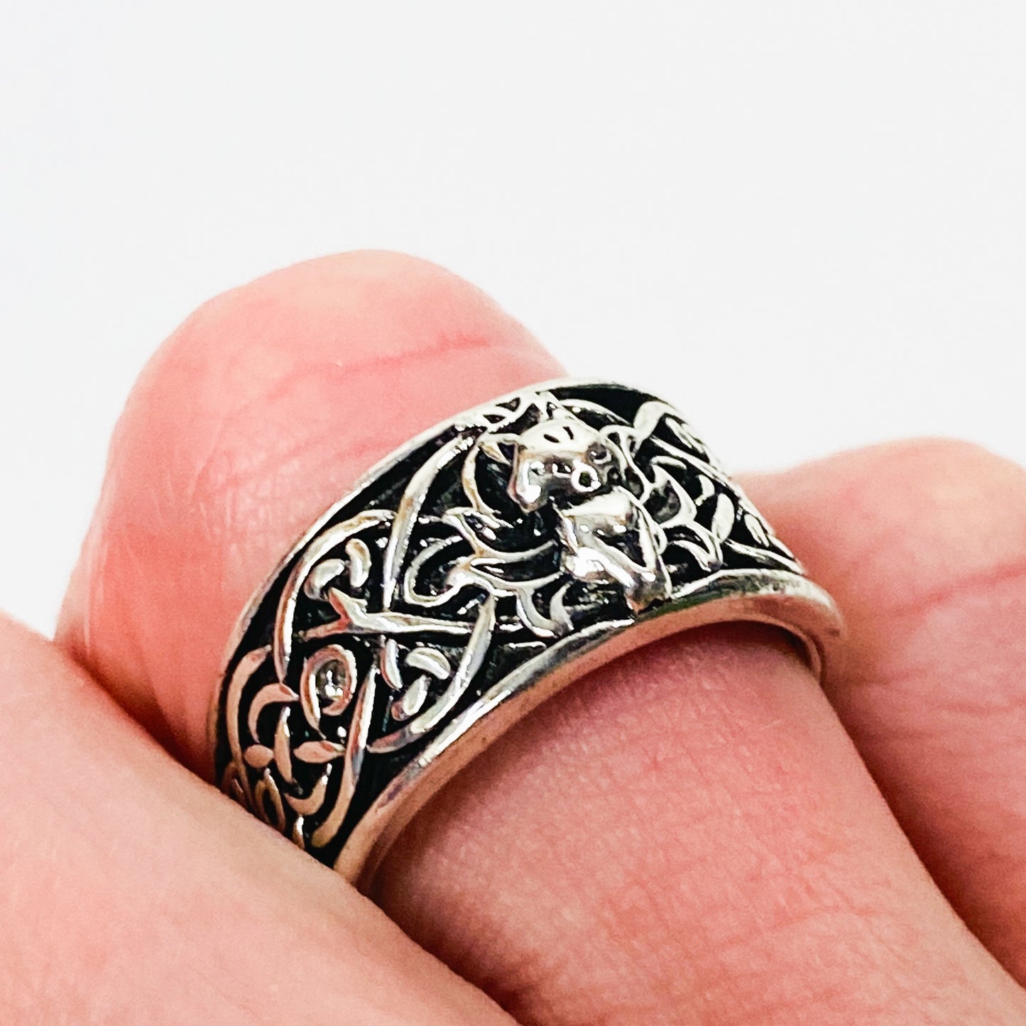 Retro Adjustable Fox Band Ring Silver