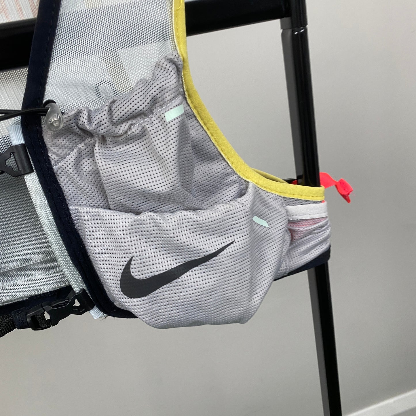 00s Nike Hydration Running Vest Jacket Grey Small