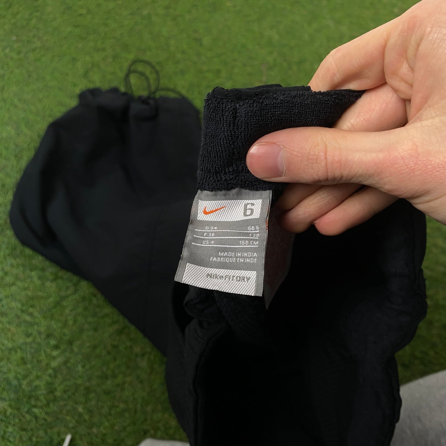 00s Nike Parachute Joggers Black XS