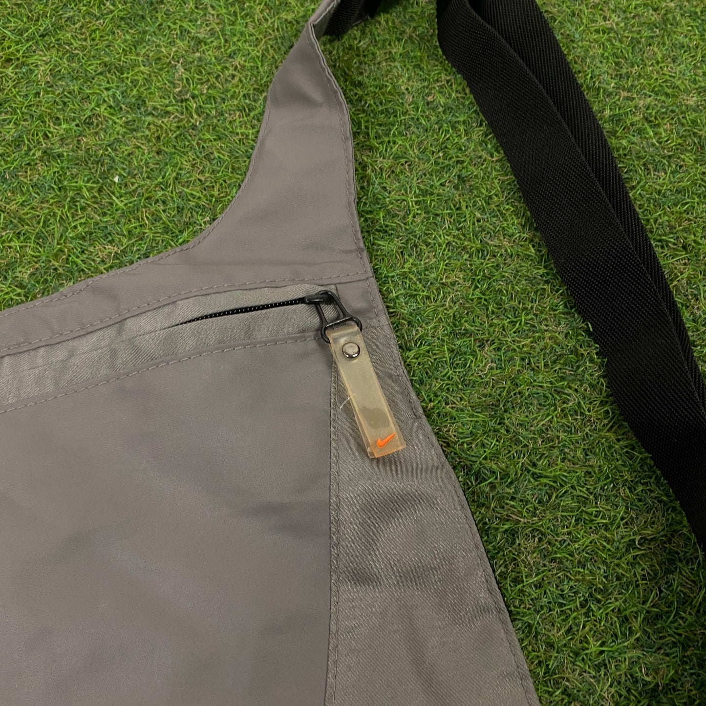 00s Nike Running Shoulder Bag Grey