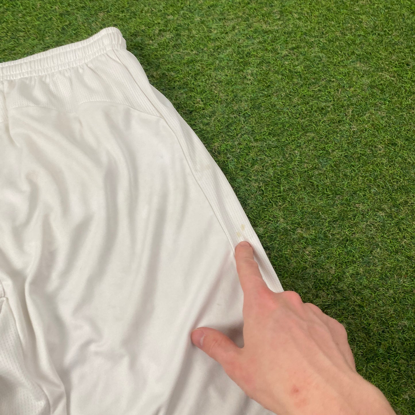 Retro Puma VFB Stuttgart Football Shorts White Large