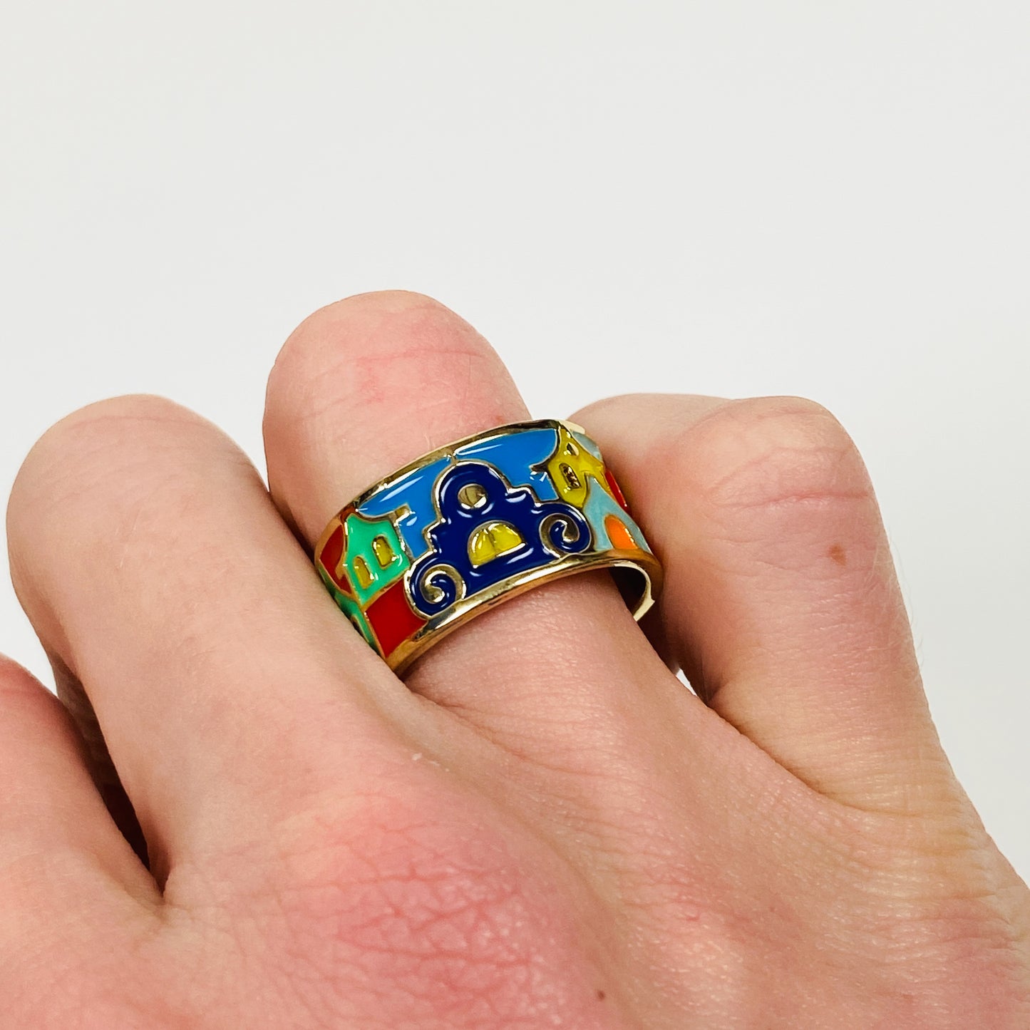 Retro Vintage House Ring Gold