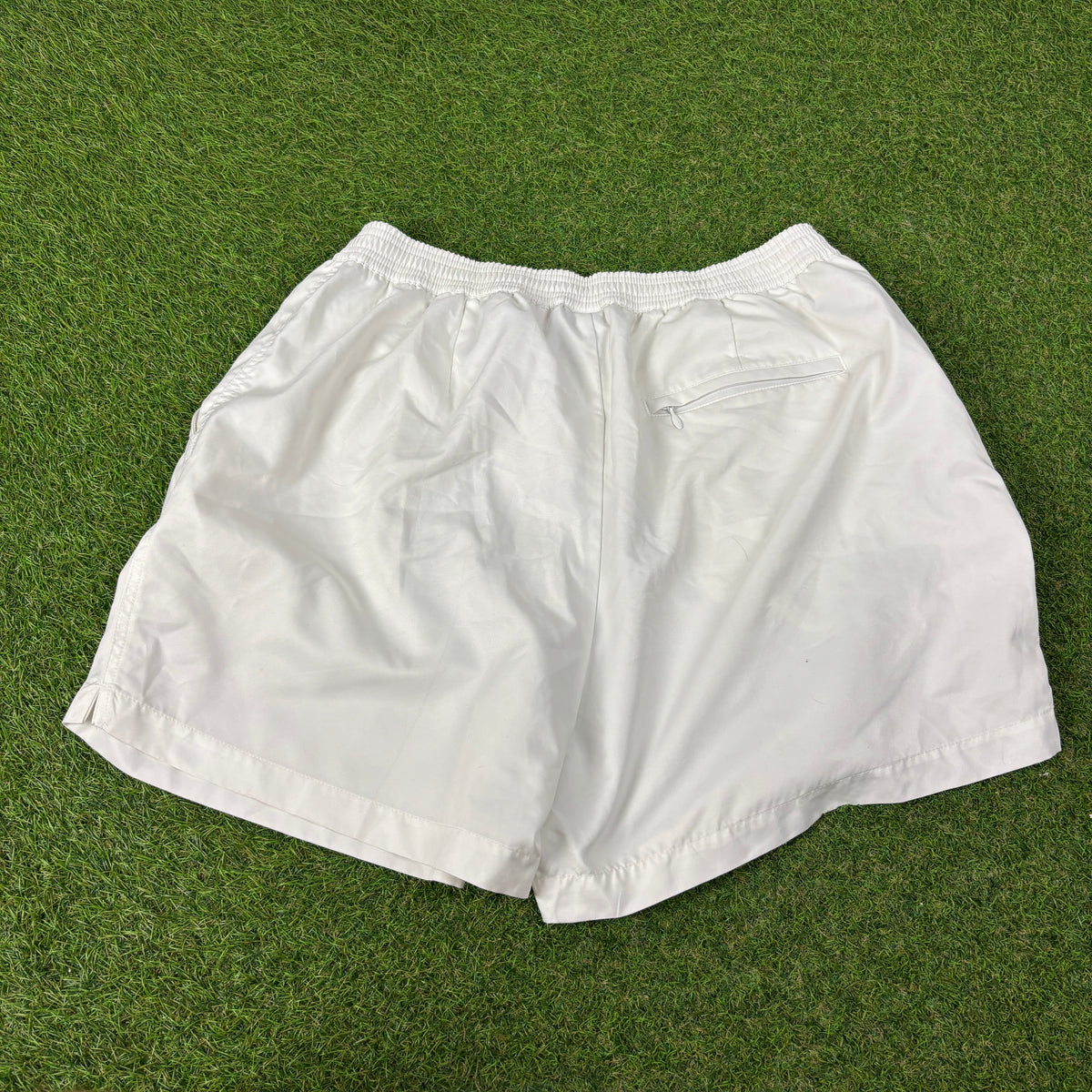 00s Nike Challenge Court Shorts White XL