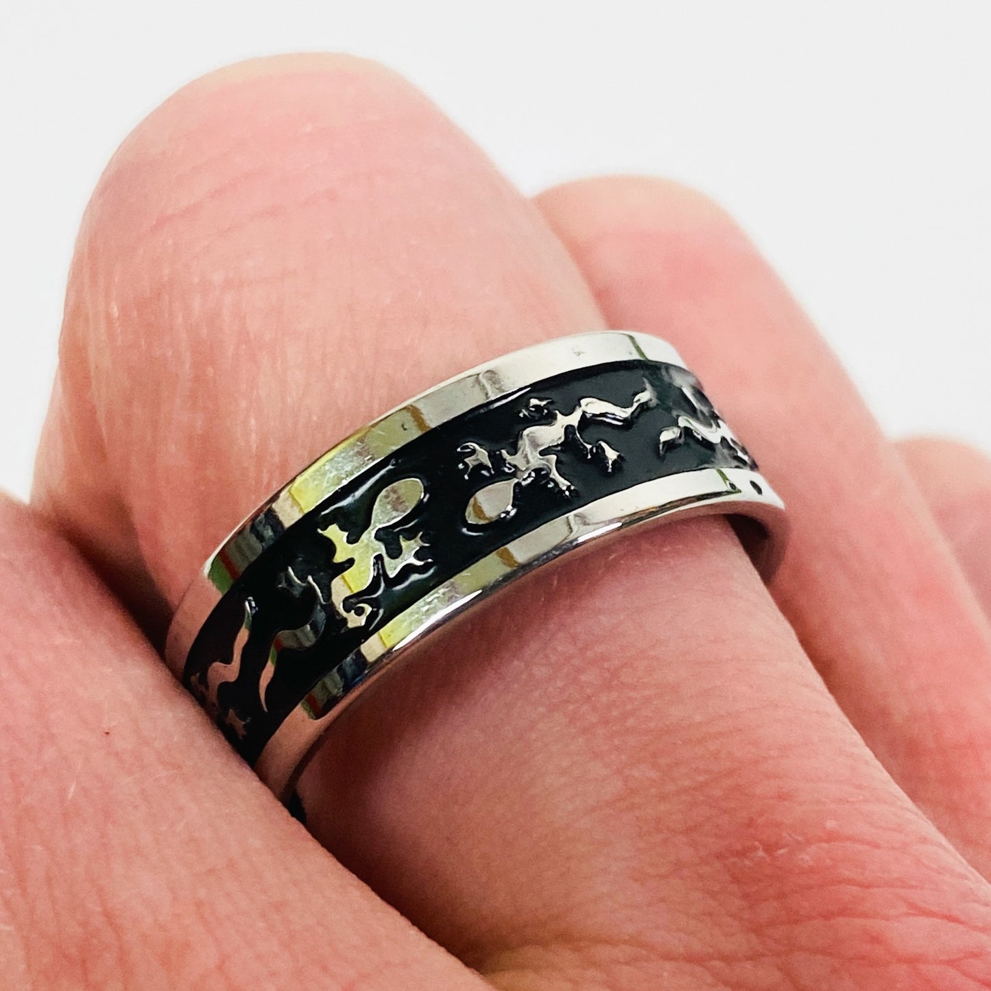 Retro Lizard Band Ring Silver