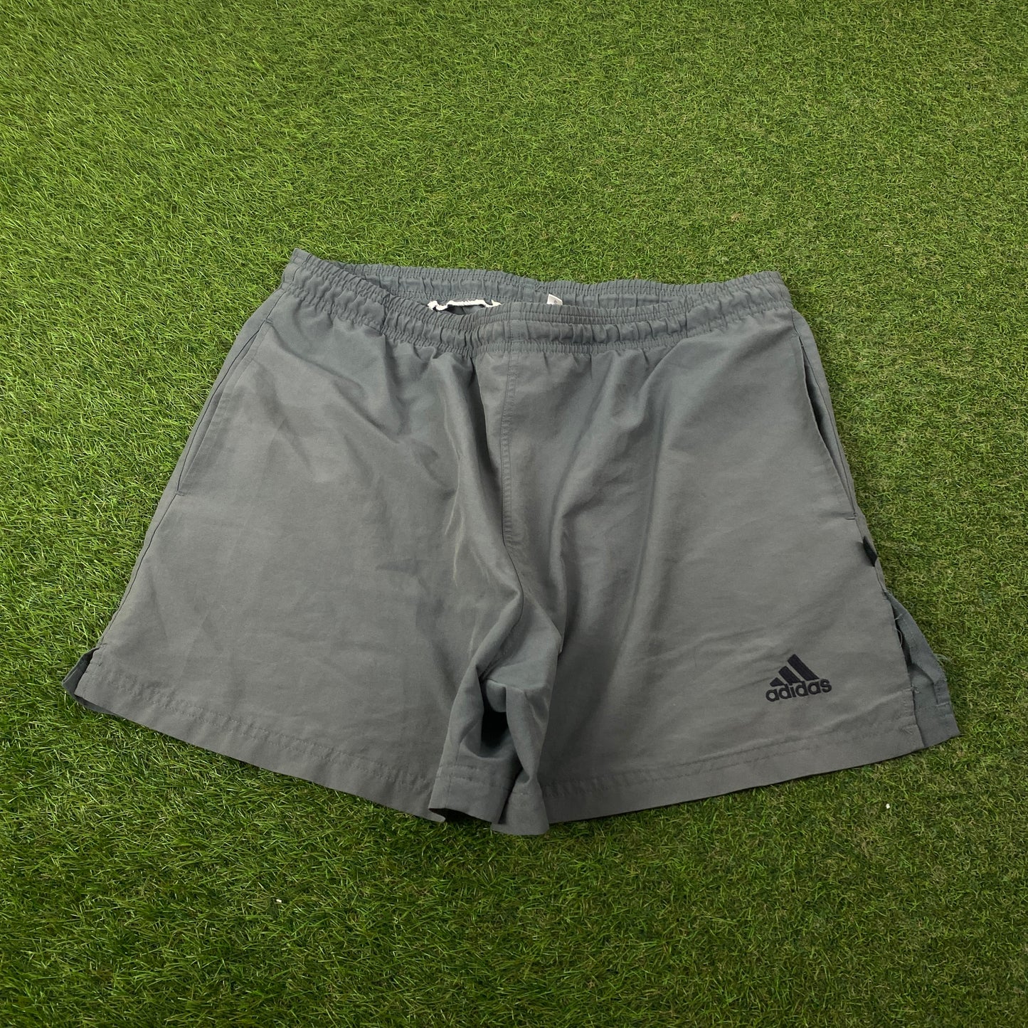 90s Adidas Shorts Grey Medium