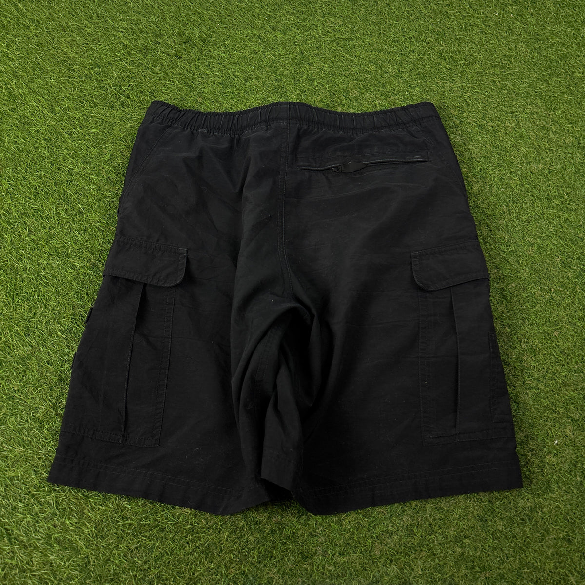 00s Nike ACG Cargo Shorts Black Small