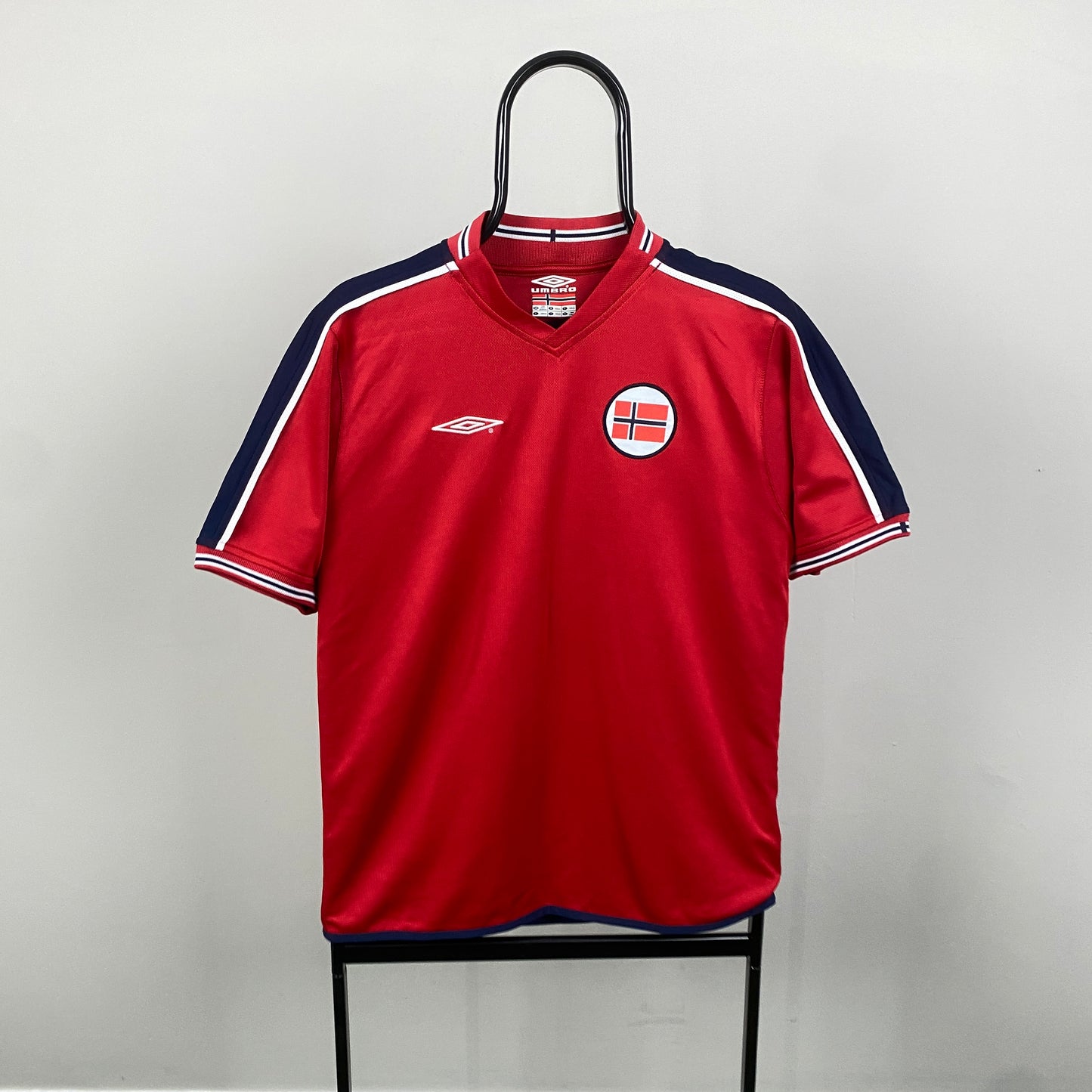 Retro Umbro Norway Football Shirt T-Shirt Red Small