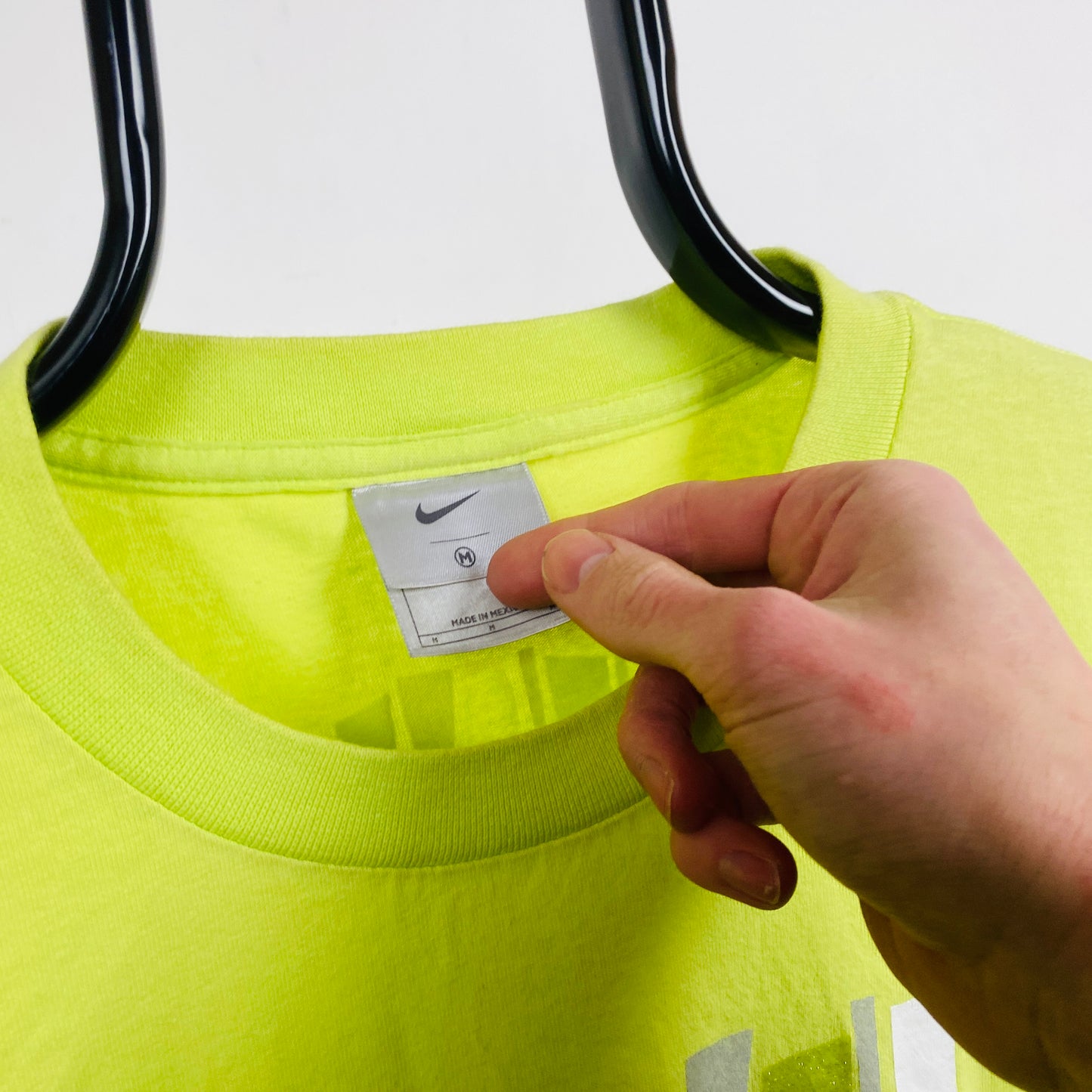00s Nike T-Shirt Yellow Medium