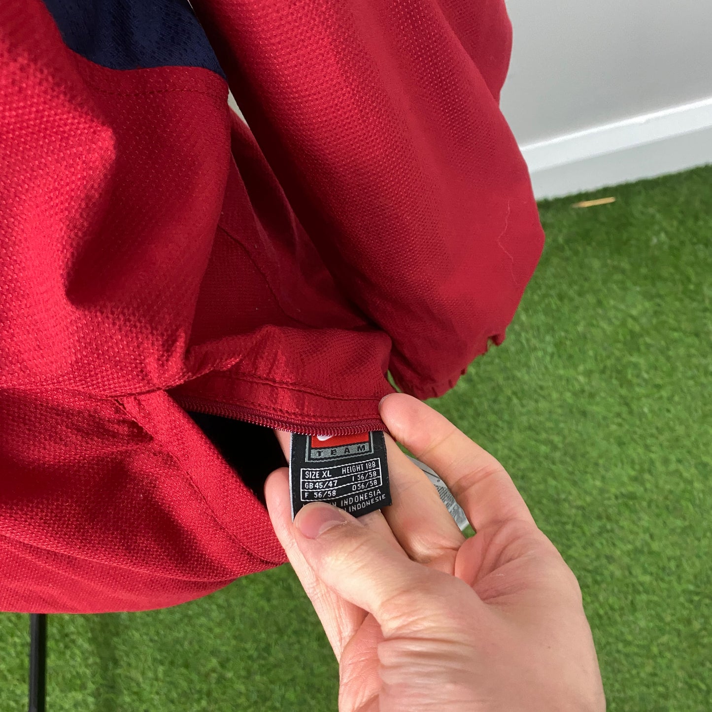 00s Nike Barcelona Reversible Windbreaker Coat Jacket Red XL