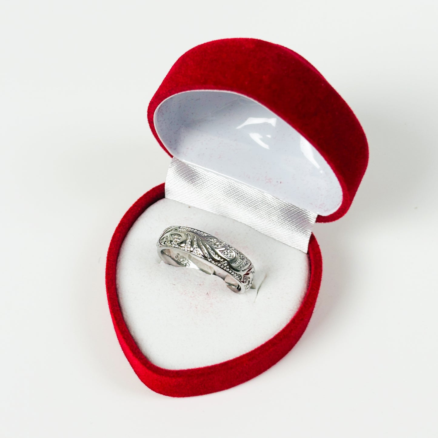 Engraved Leaf Ring .925 Silver