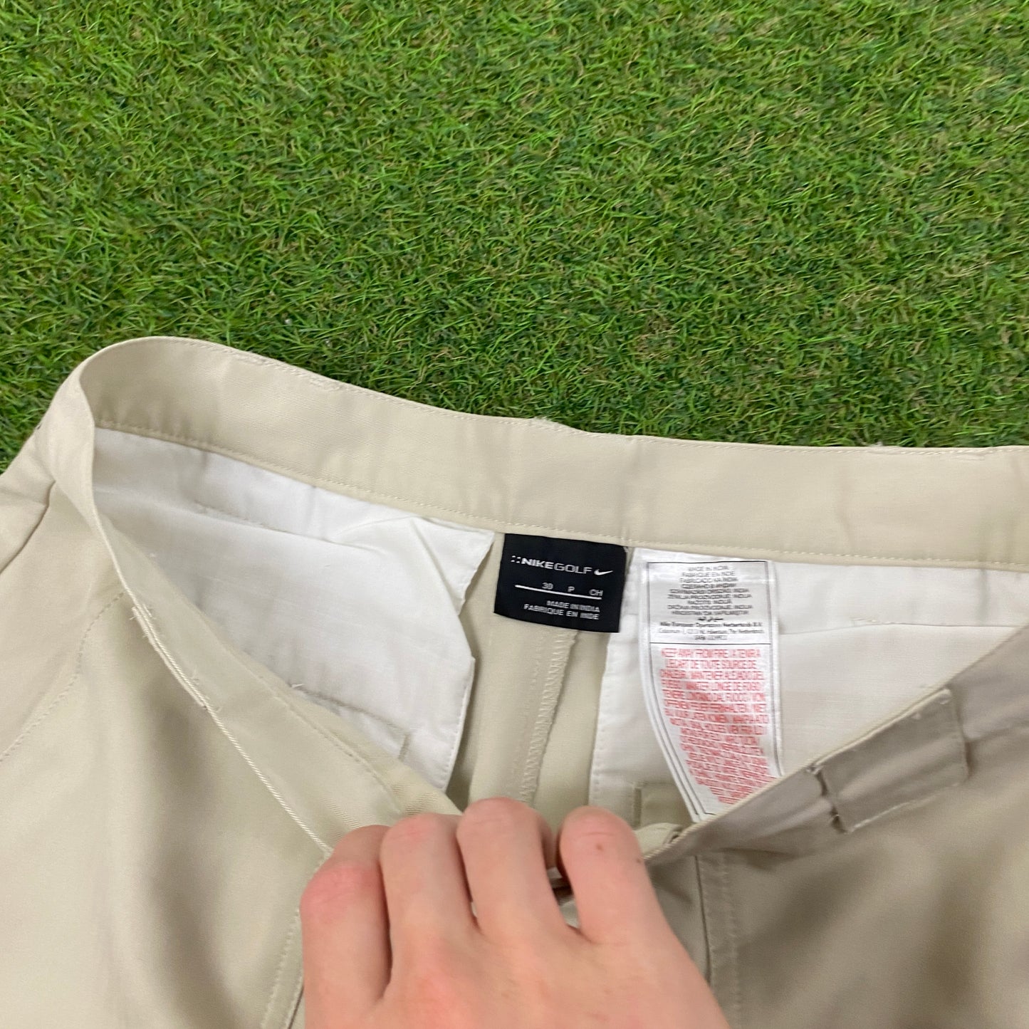 00s Nike Golf Cargo Shorts Brown Small