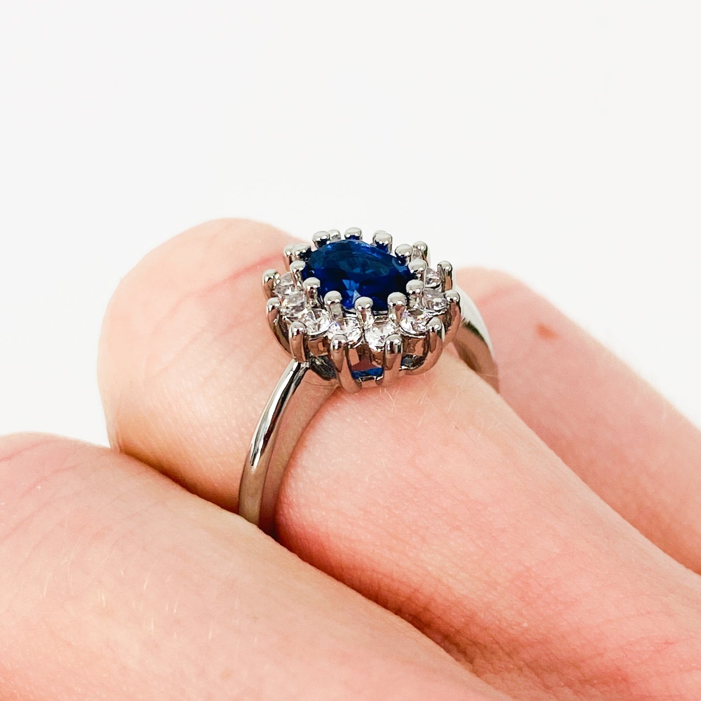 Vintage Dainty Gemstone Ring Silver
