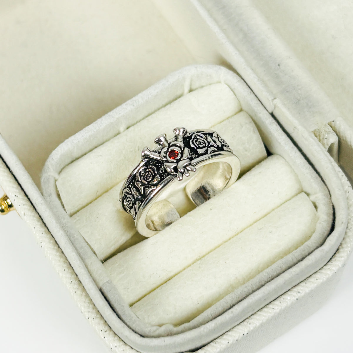 Thorny Rose Adjustable Ring Silver