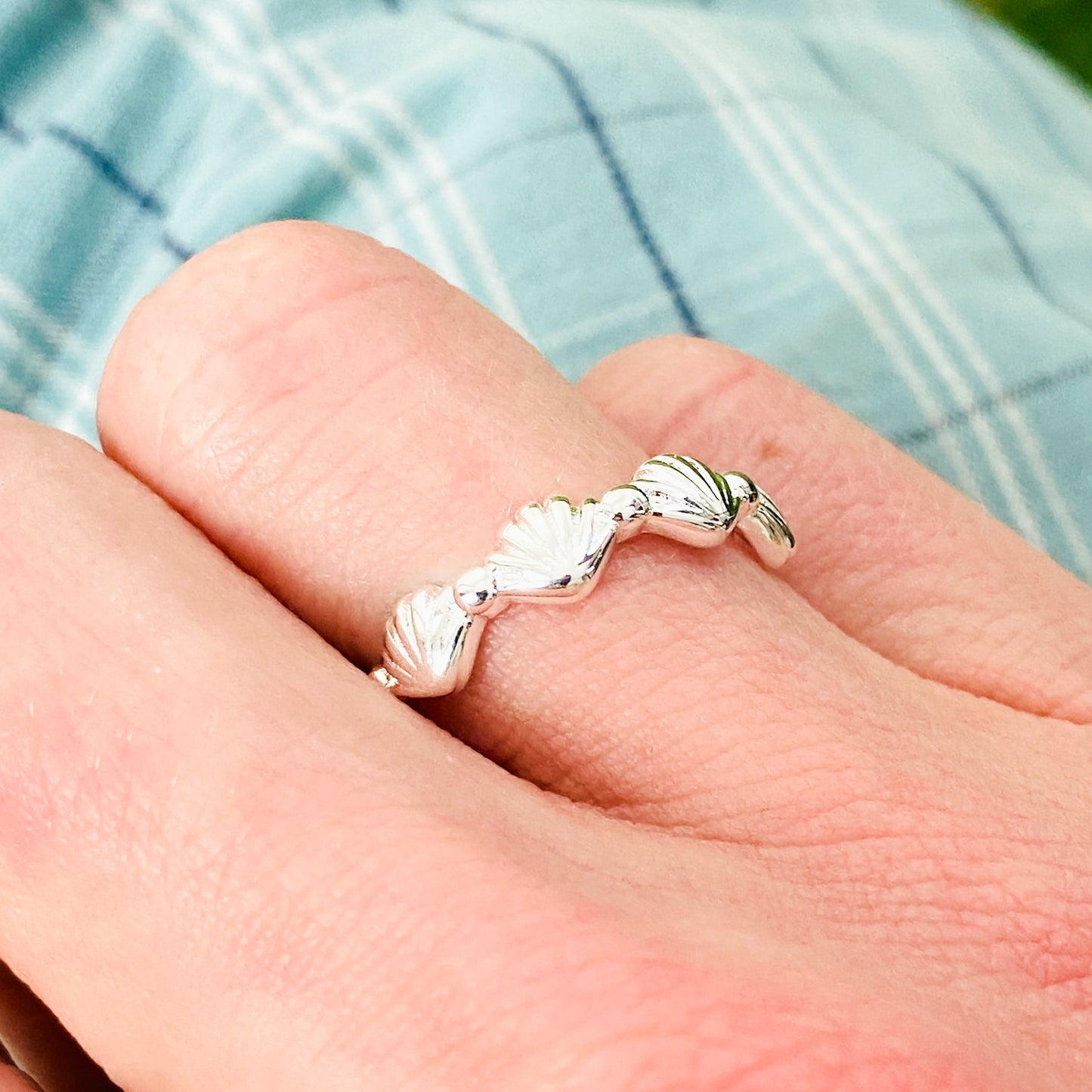 Retro Adjustable Shell Ring