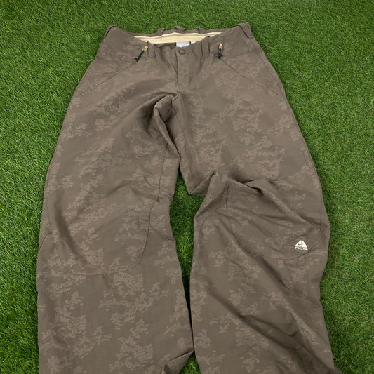 00s Nike ACG Cargo Trousers Joggers Brown Small