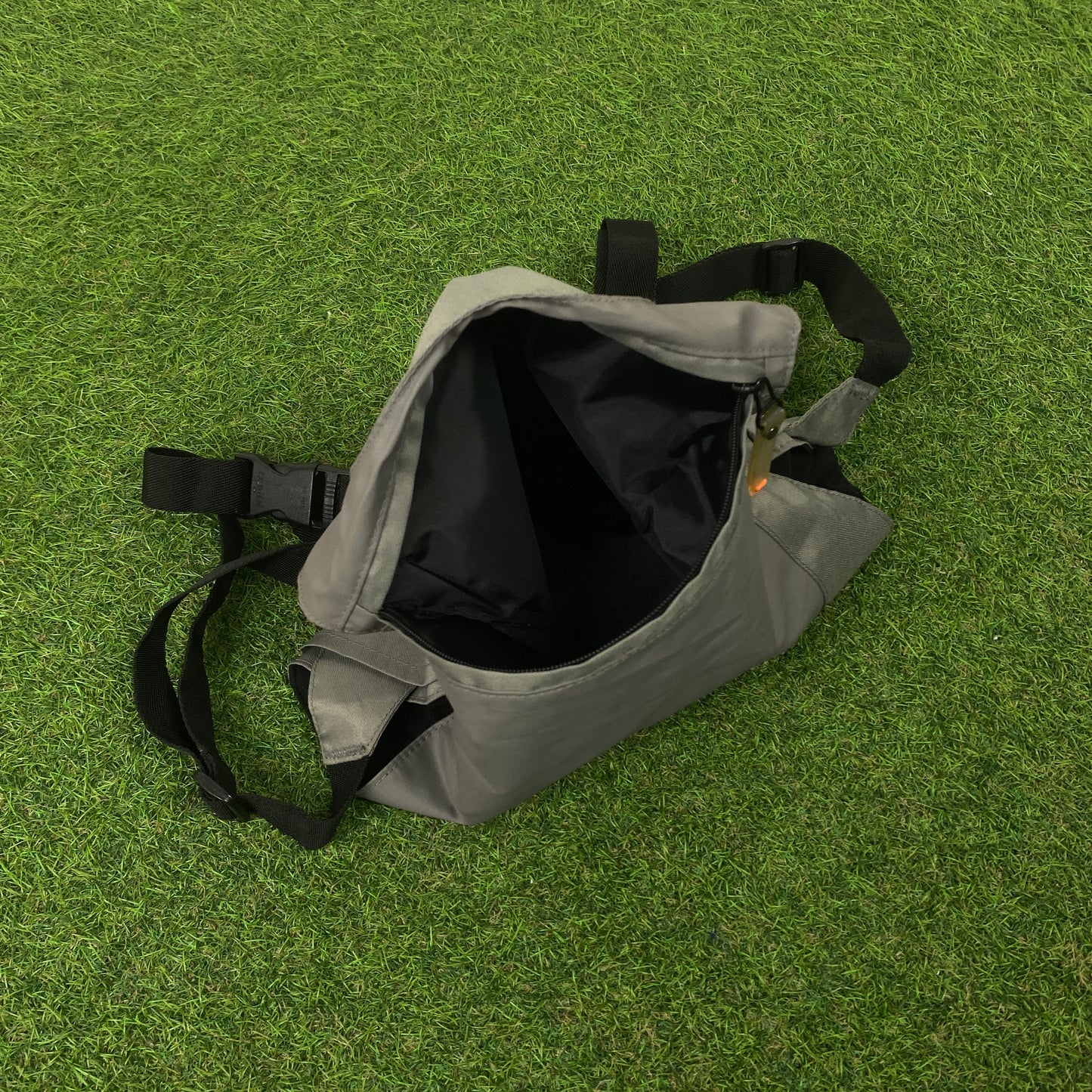 00s Nike Sling Shoulder Bag Grey