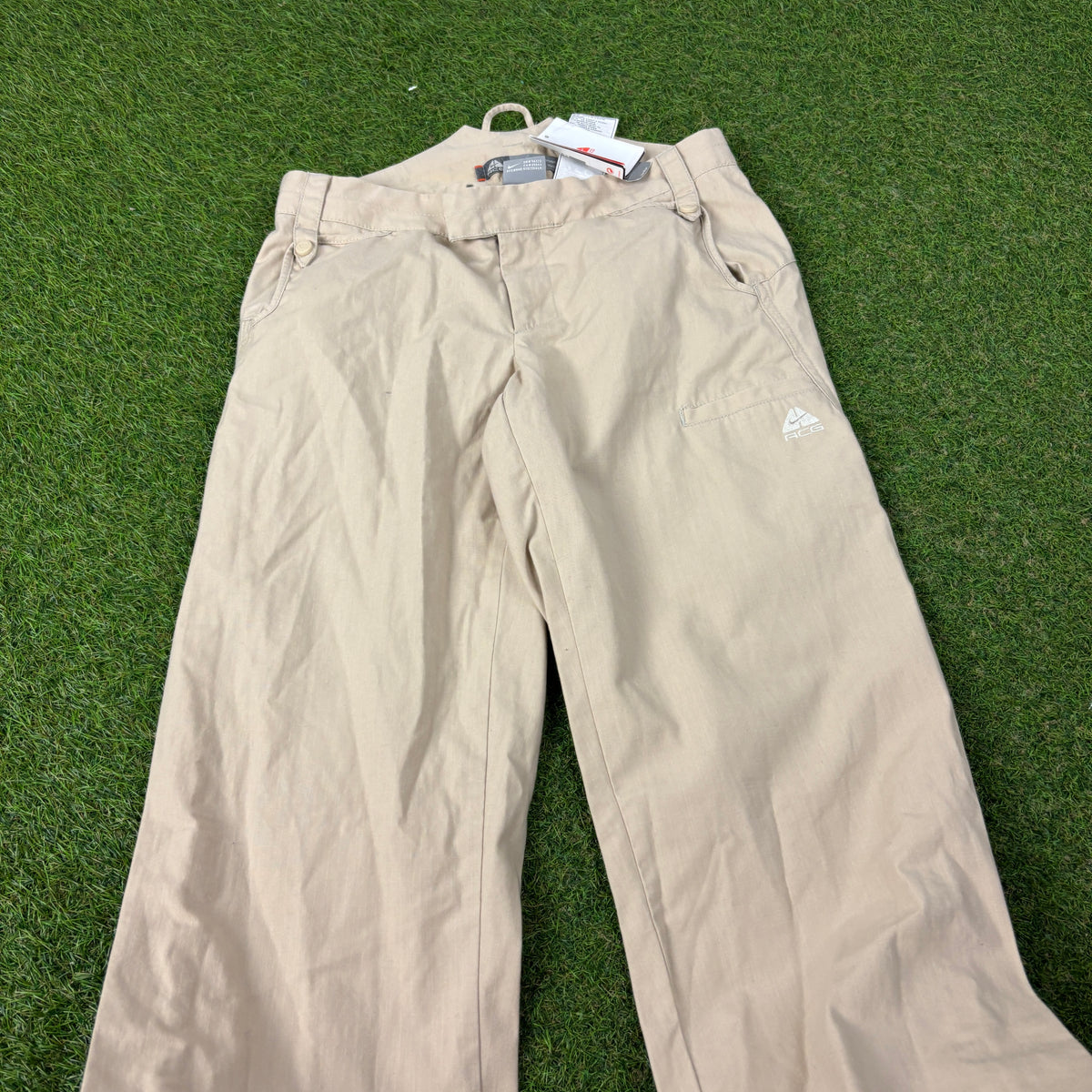 00s Nike ACG Cargo Trousers Joggers Brown Women’s XS