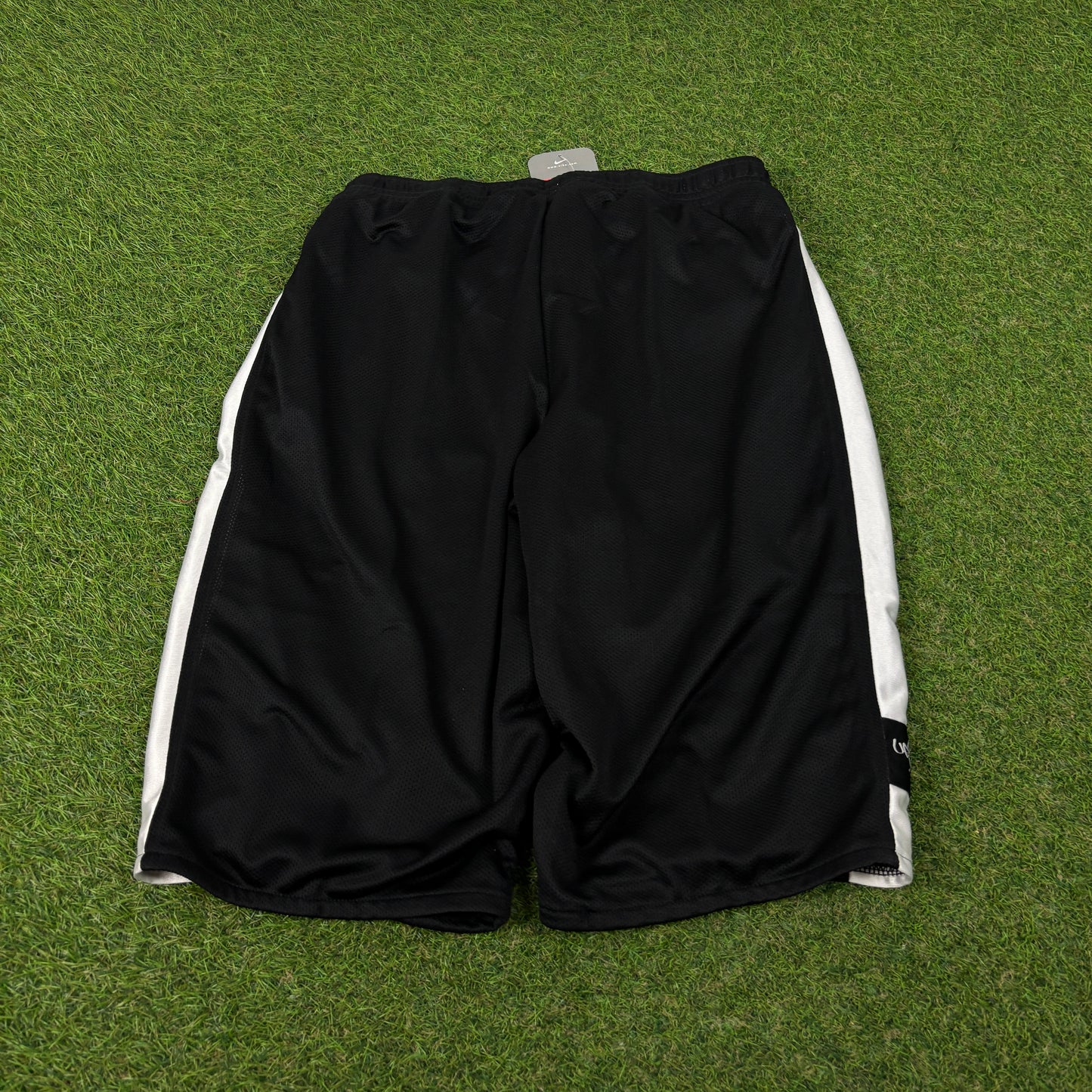 00s Nike Baggy Basketball Shorts Black Small