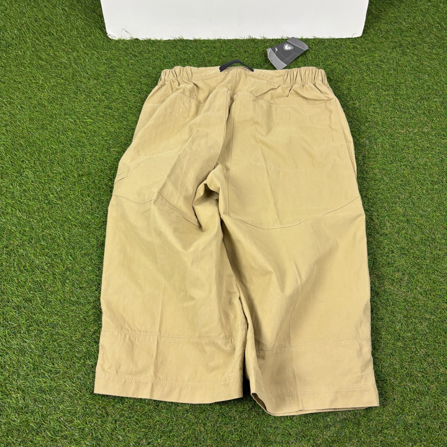 00s Nike ACG Belted Cargo Shorts Brown Small