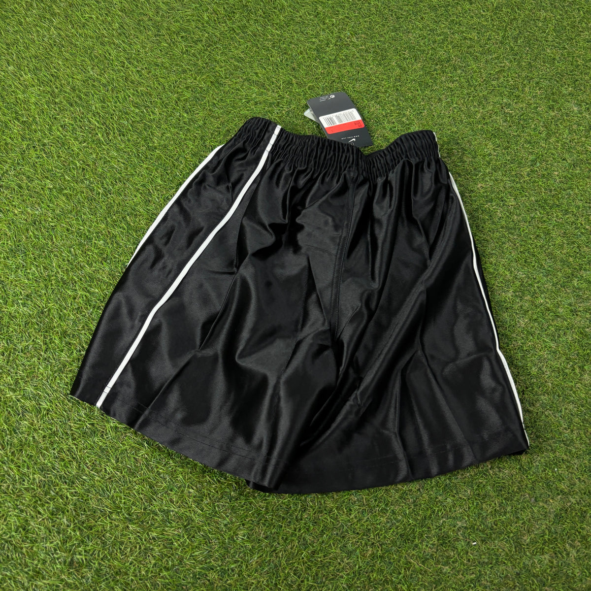 00s Nike Nylon Piping Shorts Black Small