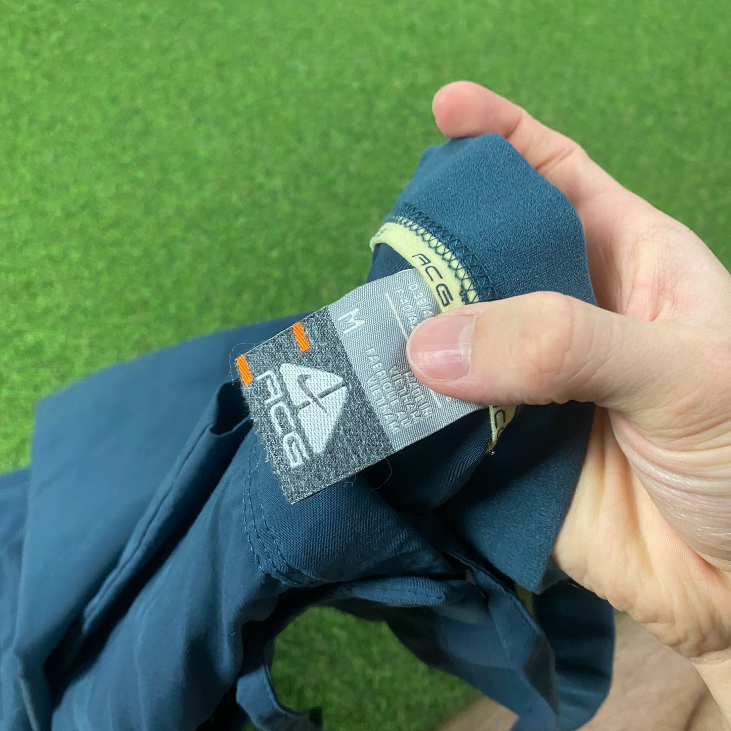 00s Nike ACG Zip Off Trousers Joggers Blue Medium