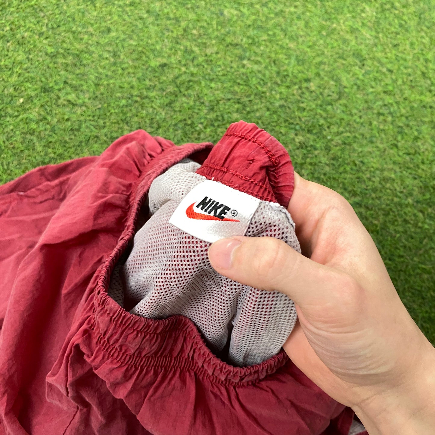 90s Nike Shorts Red Large