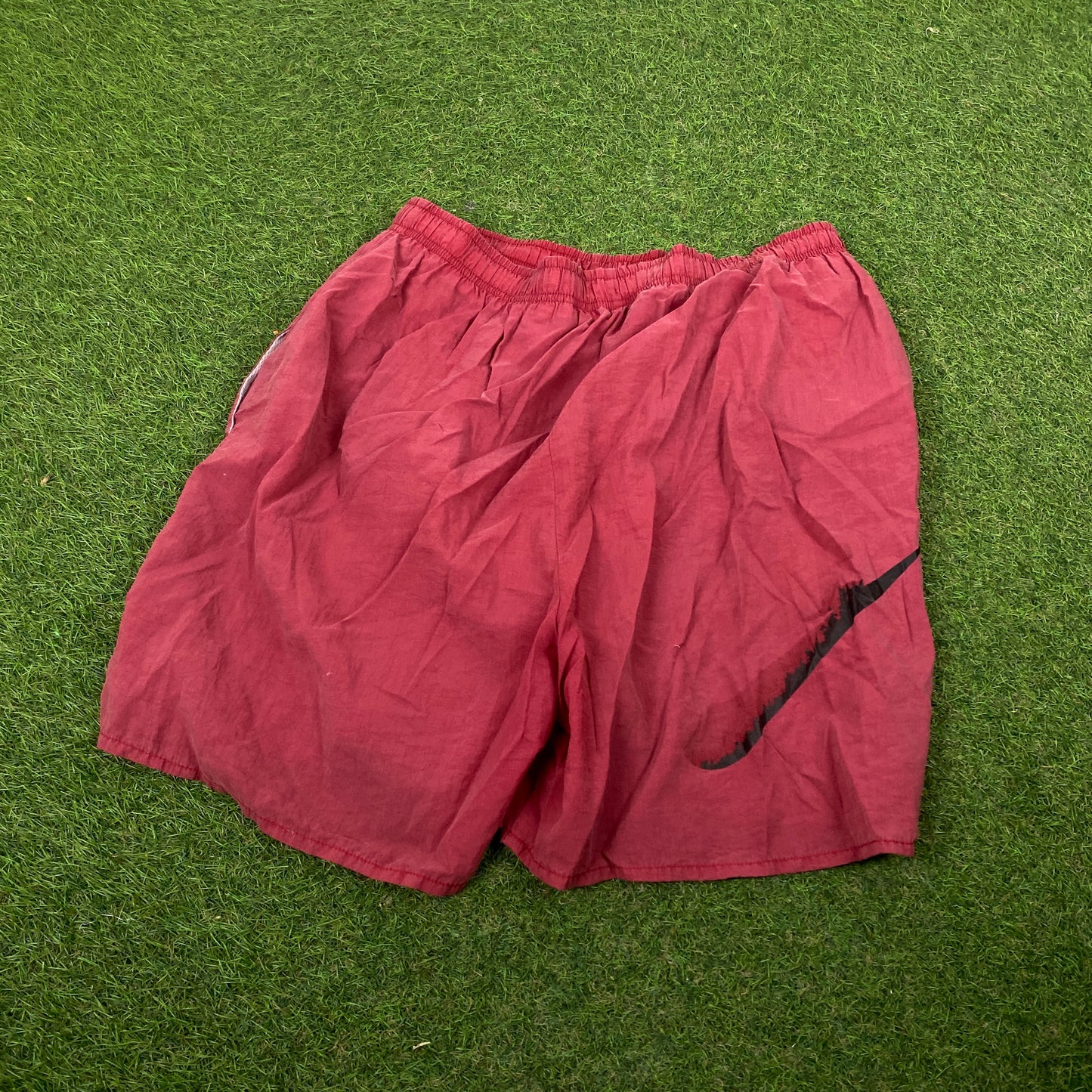 90s Nike Shorts Red Large