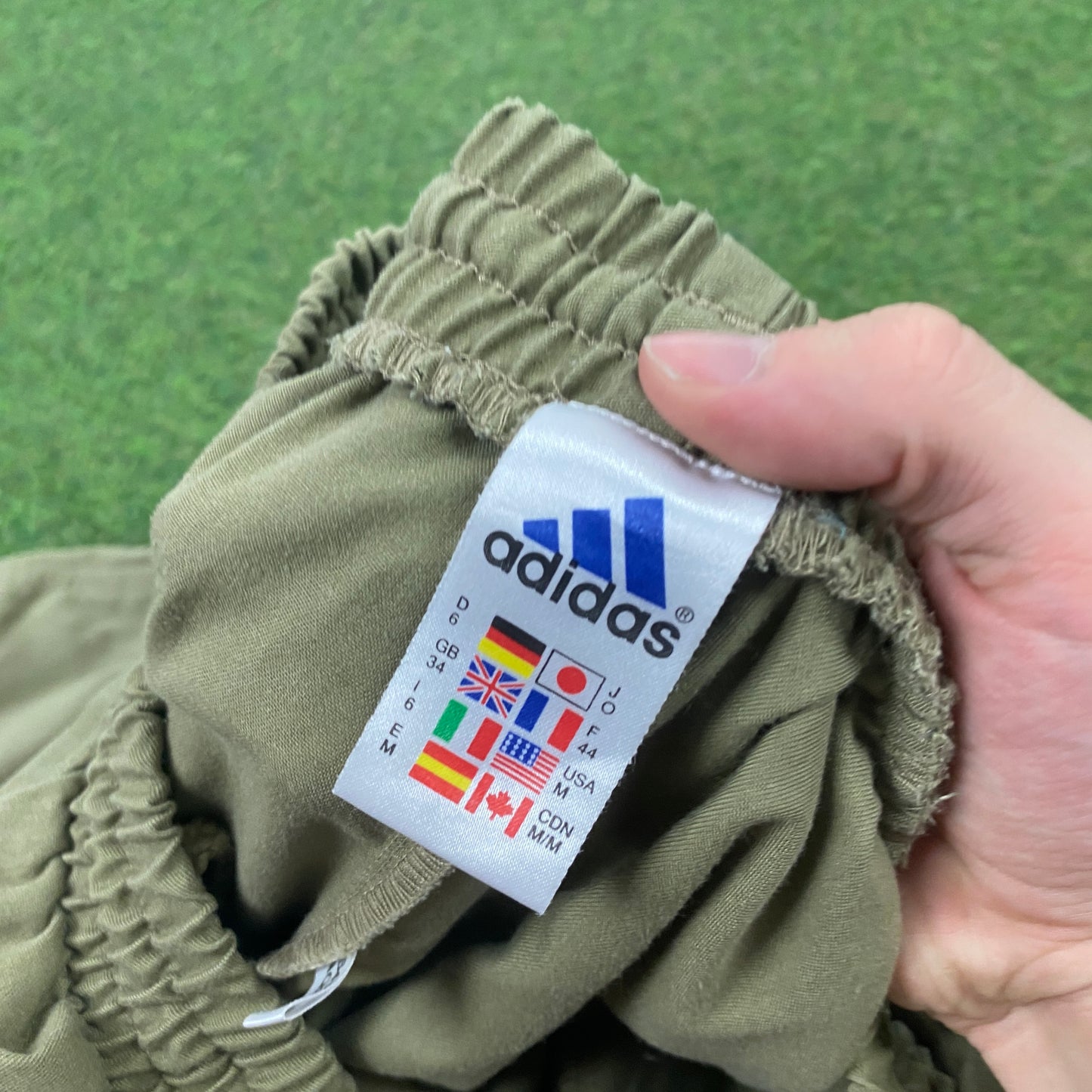 90s Adidas Shorts Brown Medium