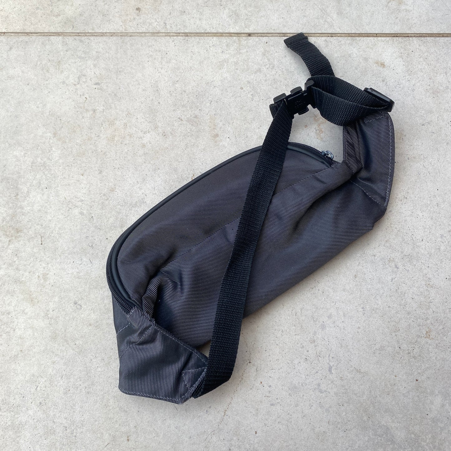 90s Nike Waist Sling Shoulder Grey