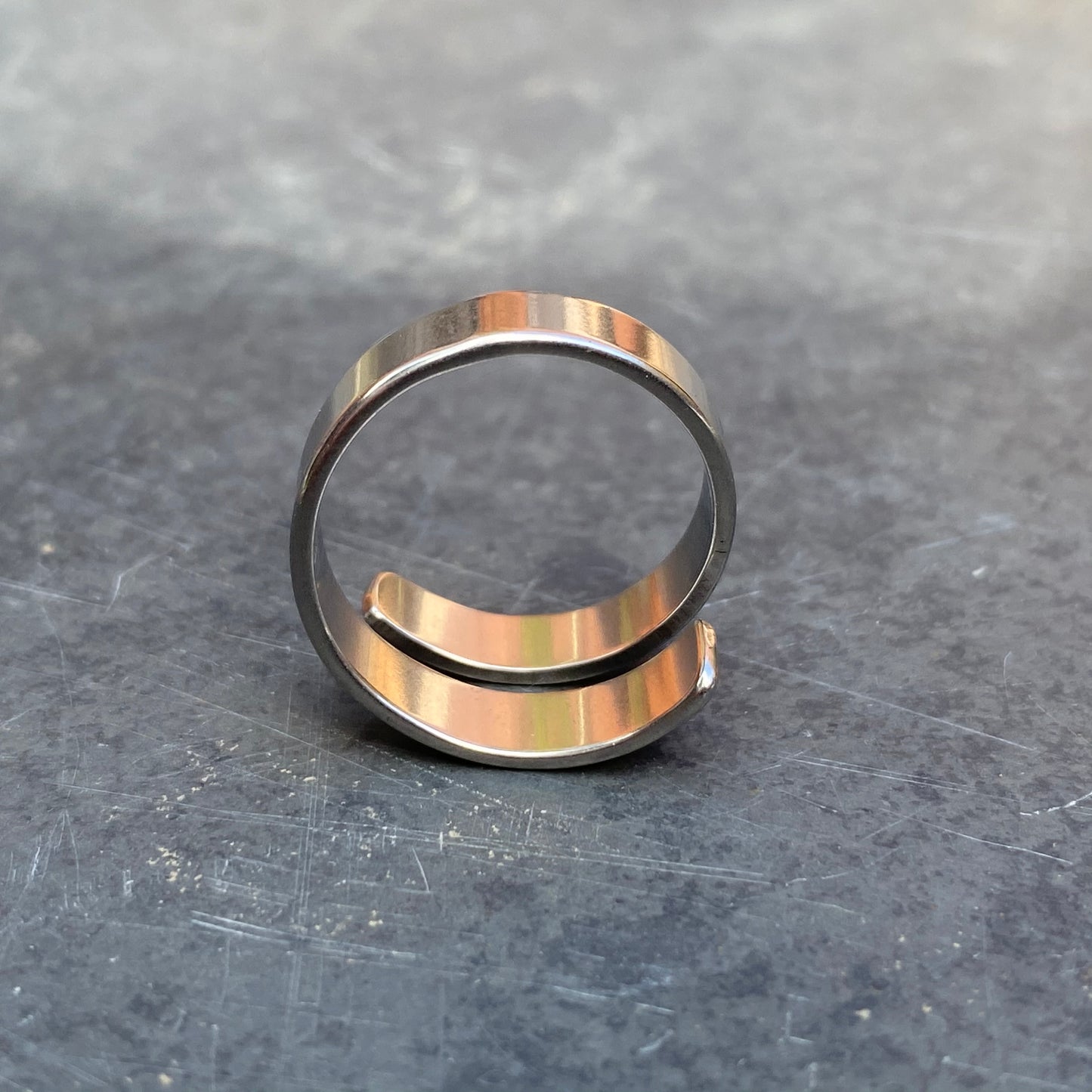 Vintage Style Circular Ring Silver