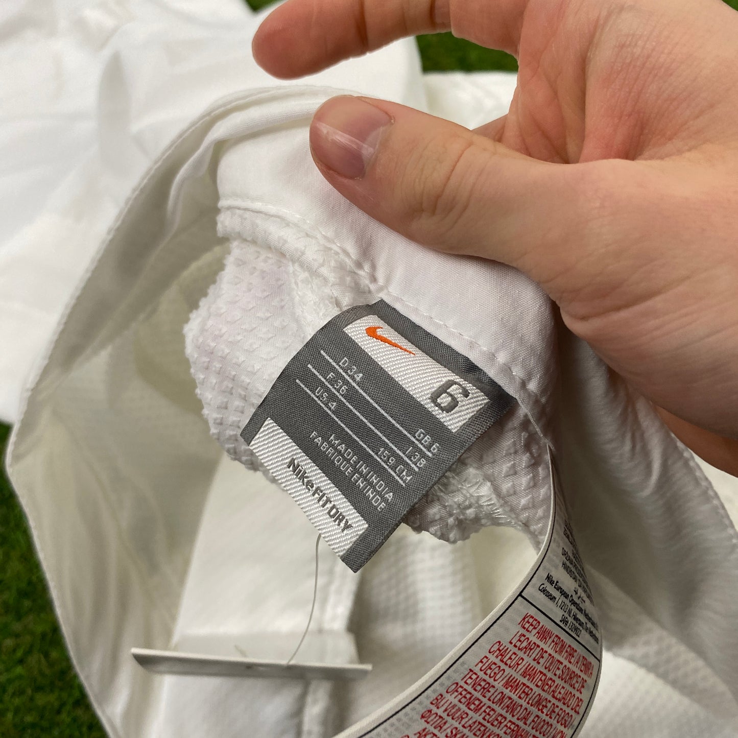 00s Nike Parachute Cargo Joggers White XS