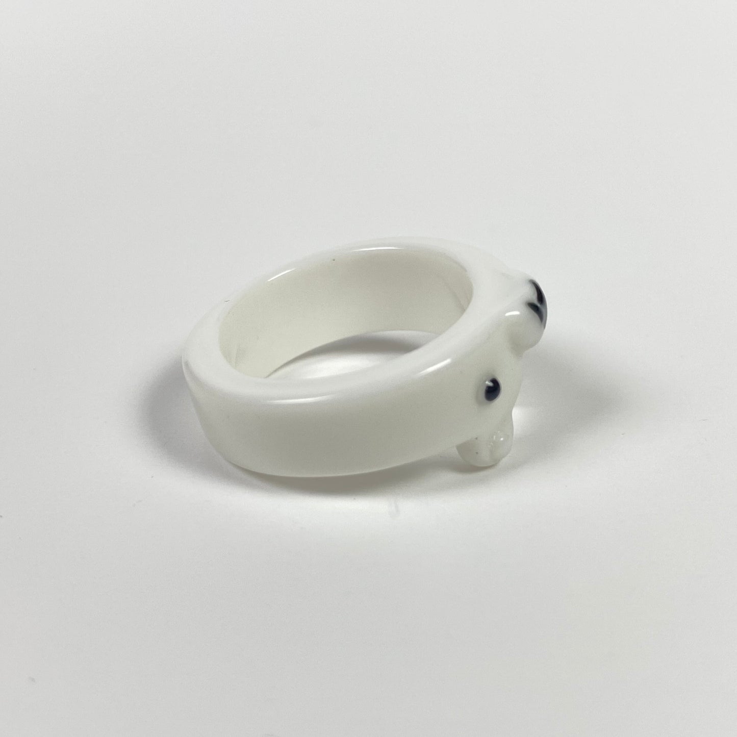 Retro Chunky Bear Ring White